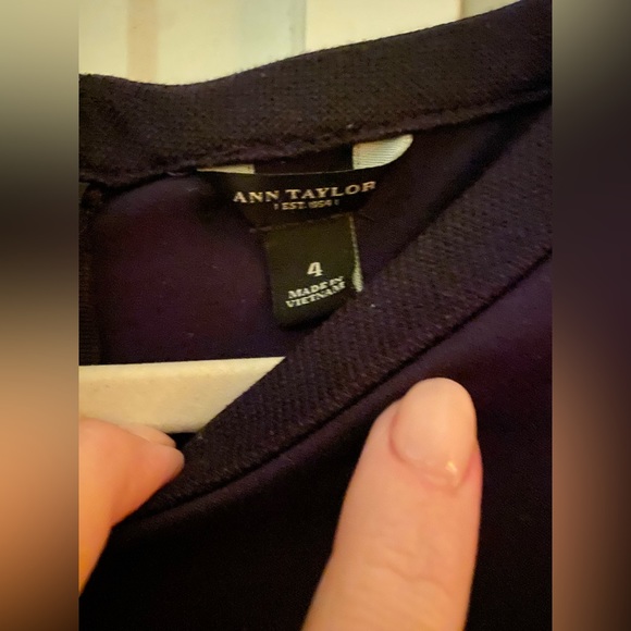 EUC Ann Taylor size 4 purple and black dress - Picture 3 of 4